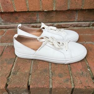 Lucky Brand White Dansbey Leather Sneakers Size 8.5M NWOB